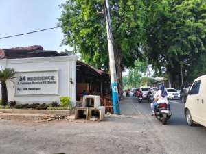 Rumah Mewah Lokasi Premium di Pondok Bambu lokasi di Matraman, tersedia melalui melalui situs Olx