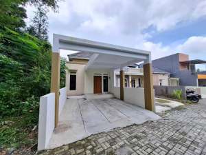 RUMAH MINIMALIS LOKASI FAVORIT DI JAKAL KM 13, SIAP HUNI lokasi di Ngaglik, tersedia melalui melalui situs Olx