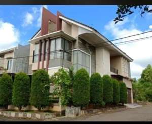 Rumah Modern 2 Lantai Siap Huni Dekat Area Perkantoran lokasi di Curug, tersedia melalui melalui situs Olx