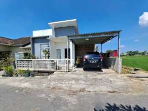 Rumah Pintar di Boyolali Dekat SMK Bina Karya Teras lokasi di Banyumanik, tersedia melalui melalui situs Olx