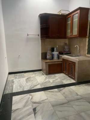 Rumah rapih siap huni full marmer Grand Poris Cipondoh lokasi di Cipondoh, tersedia melalui melalui situs Olx