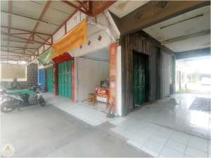 RumahRuko Mainroad Katapang dengan 5 Unit Ruko, Harga Nego lokasi di Katapang, tersedia melalui melalui situs Olx