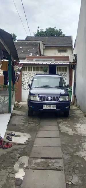 Rumah seken lokasi strategis di Ciledug lokasi di Ciledug, tersedia melalui melalui situs Olx