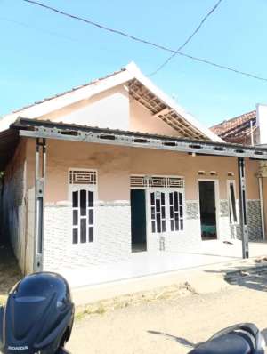 Rumah Siap Huni Desa Karangmalang Ketanggungan Brebes lokasi di Ketanggungan, tersedia melalui melalui situs Olx