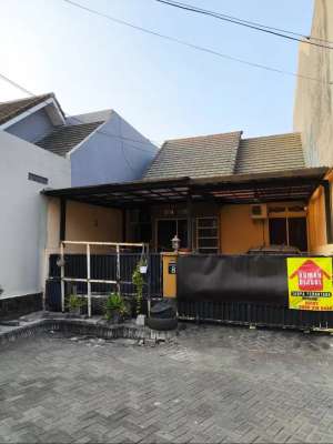 Rumah siap huni dijual di perumahan Darul Aisyah Regency GKB lokasi di Gresik, tersedia melalui melalui situs Olx