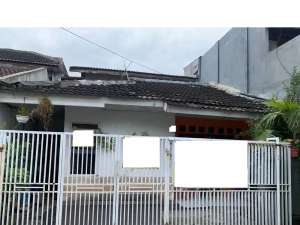 Rumah Strategis LT 112 Siap KPR 10 Mnt ke CBD Ciledug Family J-34169 lokasi di Karang Tengah, tersedia melalui melalui situs Olx