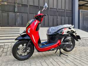 Jual bekas SCOOPY DP 800RB AJASYARAT KTP KKPROSES 24 JAM,lokasi di Cengkareng