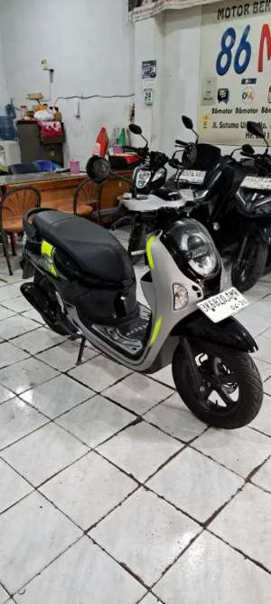 Jual bekas Scoopy masih jalan 4.xxx km,lokasi di Medan Maimun