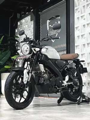 Jual bekas Stok TerbatasYamaha XSR 155 th 2020 - Ayu Mustika,lokasi di Gubeng