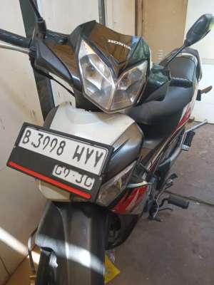 Jual bekas Supra x 125 ce dd orisinil,lokasi di Pondok Aren