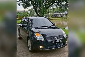 Jual bekas Suzuki Swift ST AT 2008,lokasi di 