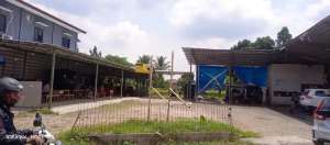 Tanah Kavling Lokasi Di Pinggir Jalan Utama lokasi di Tanah Sareal, tersedia melalui melalui situs Olx