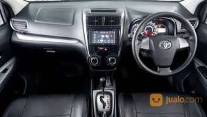 Jual bekas Toyota Avanza 1.3 Veloz AT 2015 Silver,lokasi di Kota Bekasi