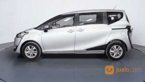 Jual bekas Toyota Sienta G MT 2017 Silver,lokasi di Kota Semarang