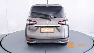 Jual bekas Toyota Sienta Q AT 2018 Coklat,lokasi di Kota Bekasi