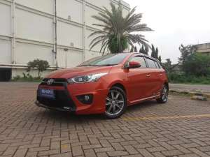 Jual bekas Toyota Yaris 1.5 S Bensin-MT 2015 Orange,lokasi di 