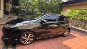 Jual bekas Toyota Yaris 1.5 S GR Sport 2022- Tangan Pertama, KM Rendah,lokasi di 