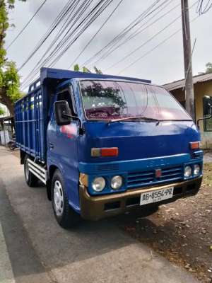 Jual bekas TRUK ENGKEL DIESEL BISON TH 83,lokasi di 