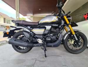 Jual bekas TVS RONIN 225 TD 2025,lokasi di Pakal