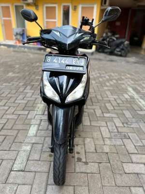 Jual bekas Vario 110cc tipe iss tertinggi tahun 2016,lokasi di Pondok Aren
