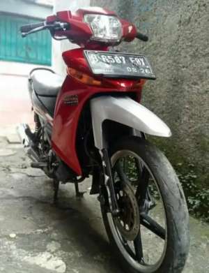 Jual bekas VEGA ZR 2009 ORISINIL,lokasi di Limo