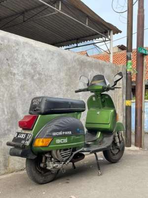 Jual bekas vespa excel hijau,lokasi di Cipayung
