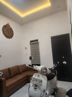 Jual bekas Vespa matic lx 2025,lokasi di Pasar Minggu