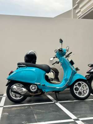 Jual bekas Vespa matic sprint abs iget 2023,lokasi di Cilodong