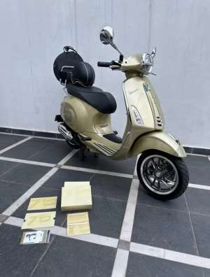 Jual bekas Vespa Primavera 75 Anniversary km 1rb perak justin bieber,anniv,lokasi di Duren Sawit