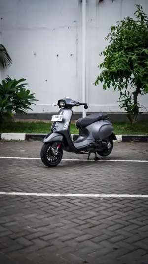 Jual bekas VESPA SPRINT 150 3V 2015,lokasi di Bumi Serpong Damai