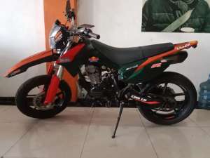 Jual bekas Viar cross x Supermoto 2024 KM 1000 FULL ORISINIL,lokasi di Kebayoran Lama