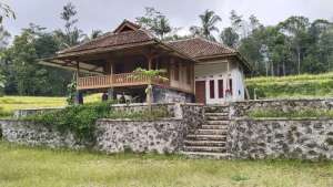 VILA, SAWAH, KOLAM IKAN TANAH DARAT SALURAN AIR BERSIH PEGUNUNGAN lokasi di Serangpanjang, tersedia melalui melalui situs Olx