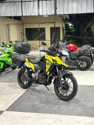 Jual bekas VSTROM 250 ABS LOW KM SIAP TOURING,lokasi di Cempaka Putih