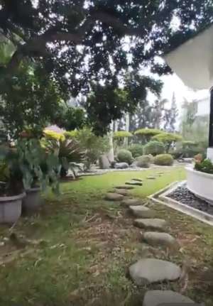 WFH DARI VILLA DI PUNCAK JUAL DIBAWAH NJOP VILLA CANTIK TERAWAT RAPI lokasi di Cianjur, tersedia melalui melalui situs Olx