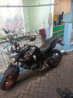 Yamaha Byson 150cc 2014 lokasi di Cibodas, tersedia melalui melalui situs Olx