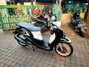 Jual bekas Yamaha Fino 110 Karburator Pajak Hidup Tahun 2012,lokasi di Setia Budi