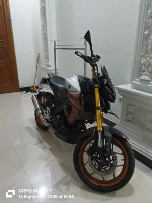 Jual bekas Yamaha MT15 2019,lokasi di Karawaci