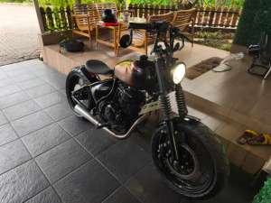 Jual bekas YAMAHA SCORPIO 2011 BOBBER TRIUMPH,lokasi di Bojongsari
