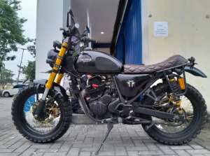 Jual bekas Yamaha Scorpio Full Modifikasi Classic,lokasi di Cilangkap