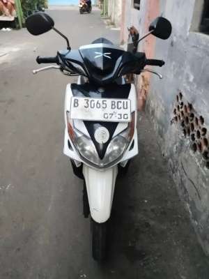 Jual bekas Yamaha Xeon 125 CC th 2010 plat 2030 PJK pnjng mesin halus,lokasi di Cengkareng