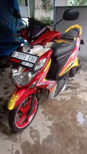 Jual bekas Yamaha Xeon Rc 2013 Injeksi, B DEPOK,lokasi di Sukaraja