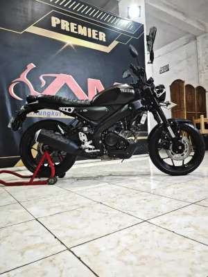 Jual bekas Yamaha XSR 155 VVA TH 2020 MATTE BLACK CAKEP,lokasi di Kenjeran