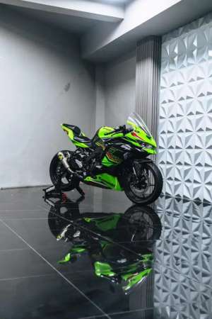 Jual bekas ZX25RR 2023 ABS QS,lokasi di Klojen