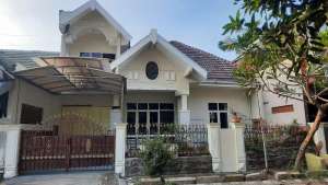 13. Dijual Rumah Deltasari Indah Waru Greensite Sidoarjo lokasi di Gedangan, tersedia melalui melalui situs Olx