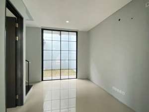 2 Lantai Rumah Citraland Oakwood Surabaya Barat - Nego aja lokasi di Citraland, tersedia melalui melalui situs Olx