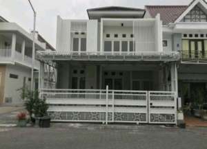 20. DIJUAL RUMAH HOOK GAYUNG KEBONSARI DEKAT AHMAD YANI SURABAYA lokasi di gayungan, tersedia melalui melalui situs Lamudi