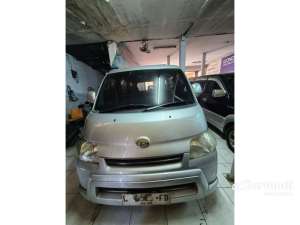 Jual bekas 2013 Daihatsu Gran Max 1.3 Mini Bus D Front Facing Van,lokasi di Jawa Timur