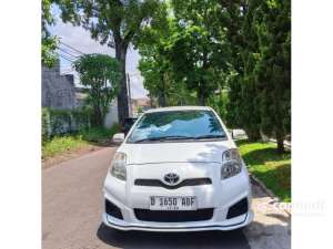 Jual bekas 2013 Toyota Yaris 1.5 E Hatchback DP 15JT angs 3jtan,lokasi di Jawa Barat
