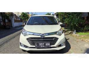 Jual bekas 2017 Daihatsu Sigra 1.2 R Deluxe MPV,lokasi di Jawa Timur