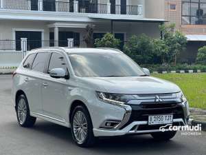 Jual bekas 2019 Mitsubishi Outlander 2.4 PHEV SUV,lokasi di DKI Jakarta